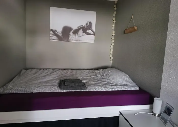Apartment Kölner - Schlicht Einfach Schön
